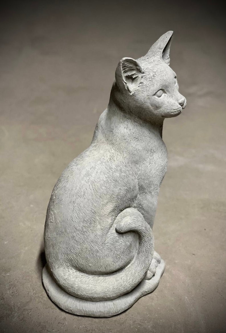 Sitting cat statue Concrete realistic cat figurine Outdoor cat memorial Garden or backyard decoration zdjęcie 9