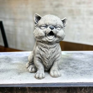 Yawning cat statue Sitting happy cat figurine Realistic kitty figure Garden animal art