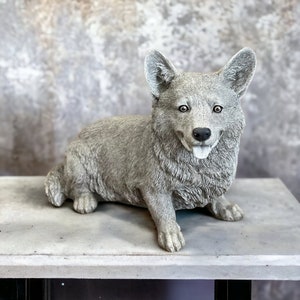 Large sitting Corgi dog figure Queen Elisabeth dog figurine Concrete Corgi memorial stone