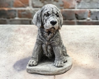 Realistic Labrador dog figure Concrete Labrador puppy sculpture Outdoor dog memorial stone
