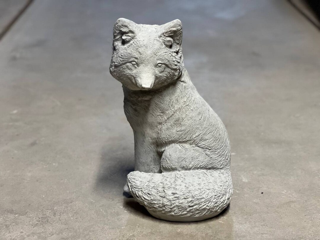 Concrete Fox Statue Sitting Wild Fox Figure Sculpture for Garden