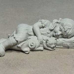 Laying girl figure Girl sleeping on side sculpture Concrete girl statuary Stone decoration Cement decoration for garden or patio