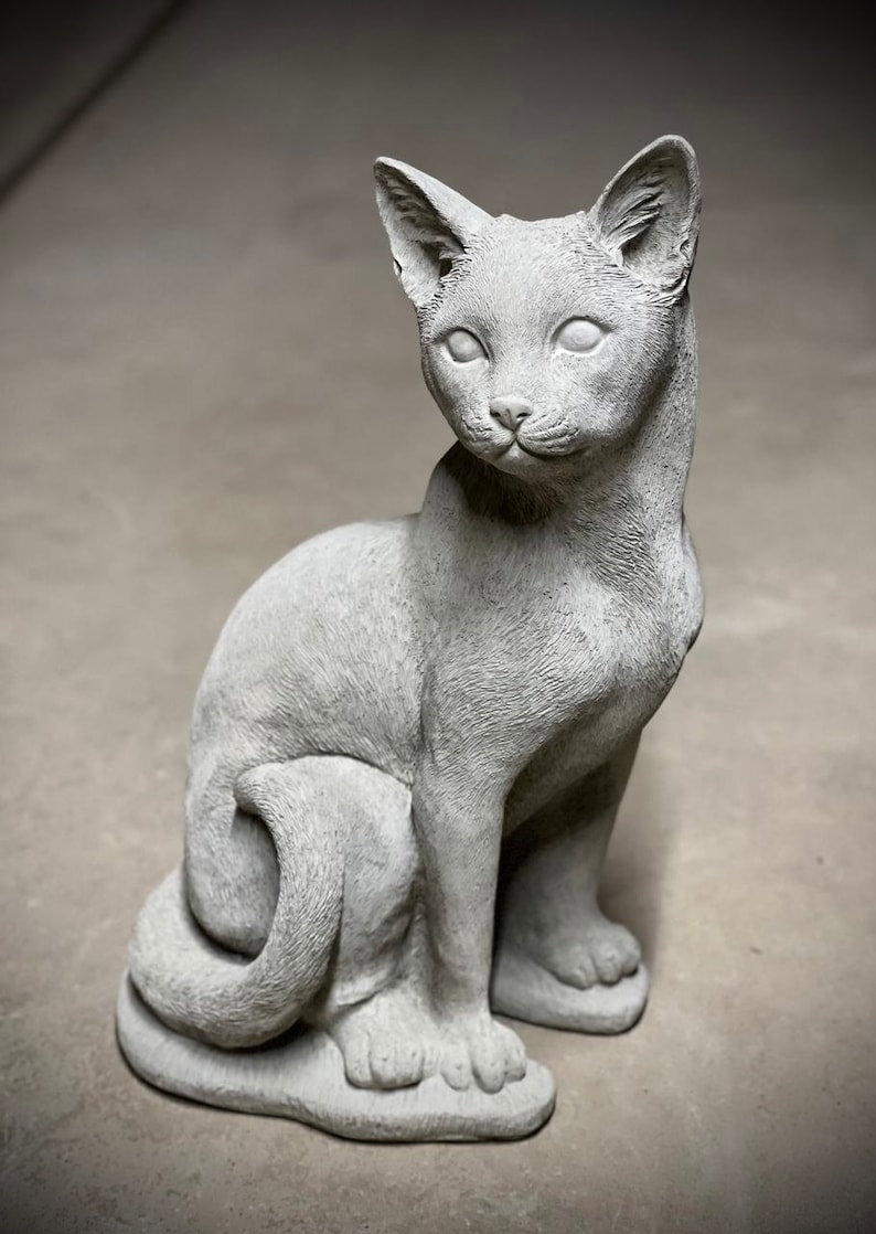 Sitting cat statue Concrete realistic cat figurine Outdoor cat memorial Garden or backyard decoration zdjęcie 5