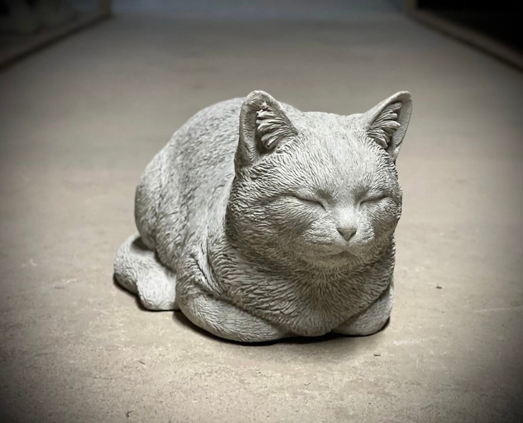 Sleeping Cat Statue Concrete Resting Cat Figure Realistic Cat Memorial