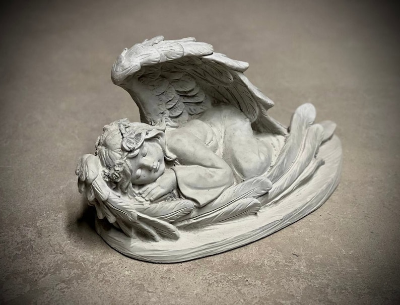 Sleeping Angel in Wings Statue Concrete Angel With Big Wings Figurine ...