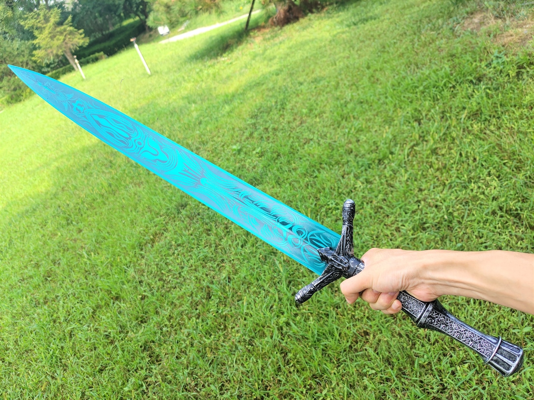The Dark Moon Greatsword From ELDEN RING Comes To Life - FizX