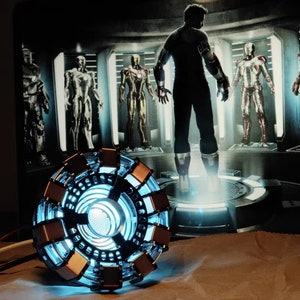 Iron Man Arc Reactor Modell Lampe Maßgeschneiderte MCU The Avengers Tony Stark MK 1 Herz 1/1 Film Prop Replik, Valentinstag Geschenk Geschenk für ihn Bild 2