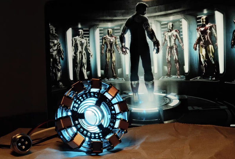 Iron Man Arc Reactor Modell Lampe Maßgeschneiderte MCU The Avengers Tony Stark MK 1 Herz 1/1 Film Prop Replik, Valentinstag Geschenk Geschenk für ihn Bild 2