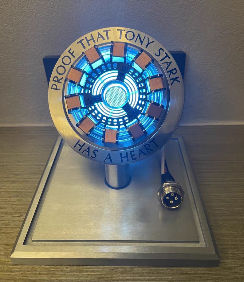 Iron Man Arc Reactor Modell Lampe Maßgeschneiderte MCU The Avengers Tony Stark MK 1 Herz 1/1 Film Prop Replik, Valentinstag Geschenk Geschenk für ihn Bild 5