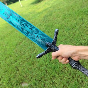 Metal Moonlight Greatsword Replica Sword inspired by Dark Souls, Full Metal Moonlight Sword From Dark Souls Cosplay Gifts for him imagem 4