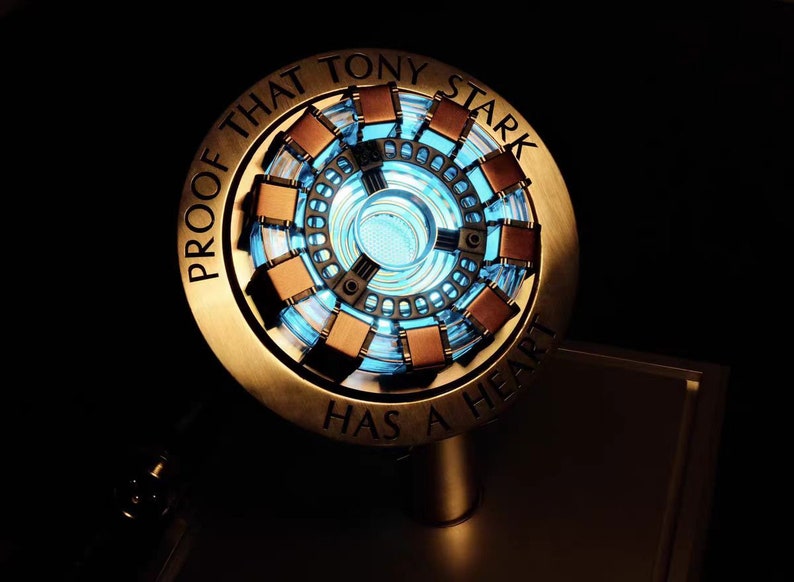 Iron Man Arc Reactor Modell Lampe Maßgeschneiderte MCU The Avengers Tony Stark MK 1 Herz 1/1 Film Prop Replik, Valentinstag Geschenk Geschenk für ihn Bild 6