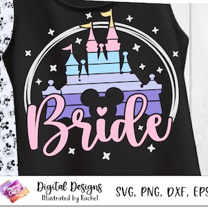 Puede incluir: Un top negro sin mangas con un gráfico rosa y morado de un castillo con orejas de Mickey Mouse y la palabra "Bride".