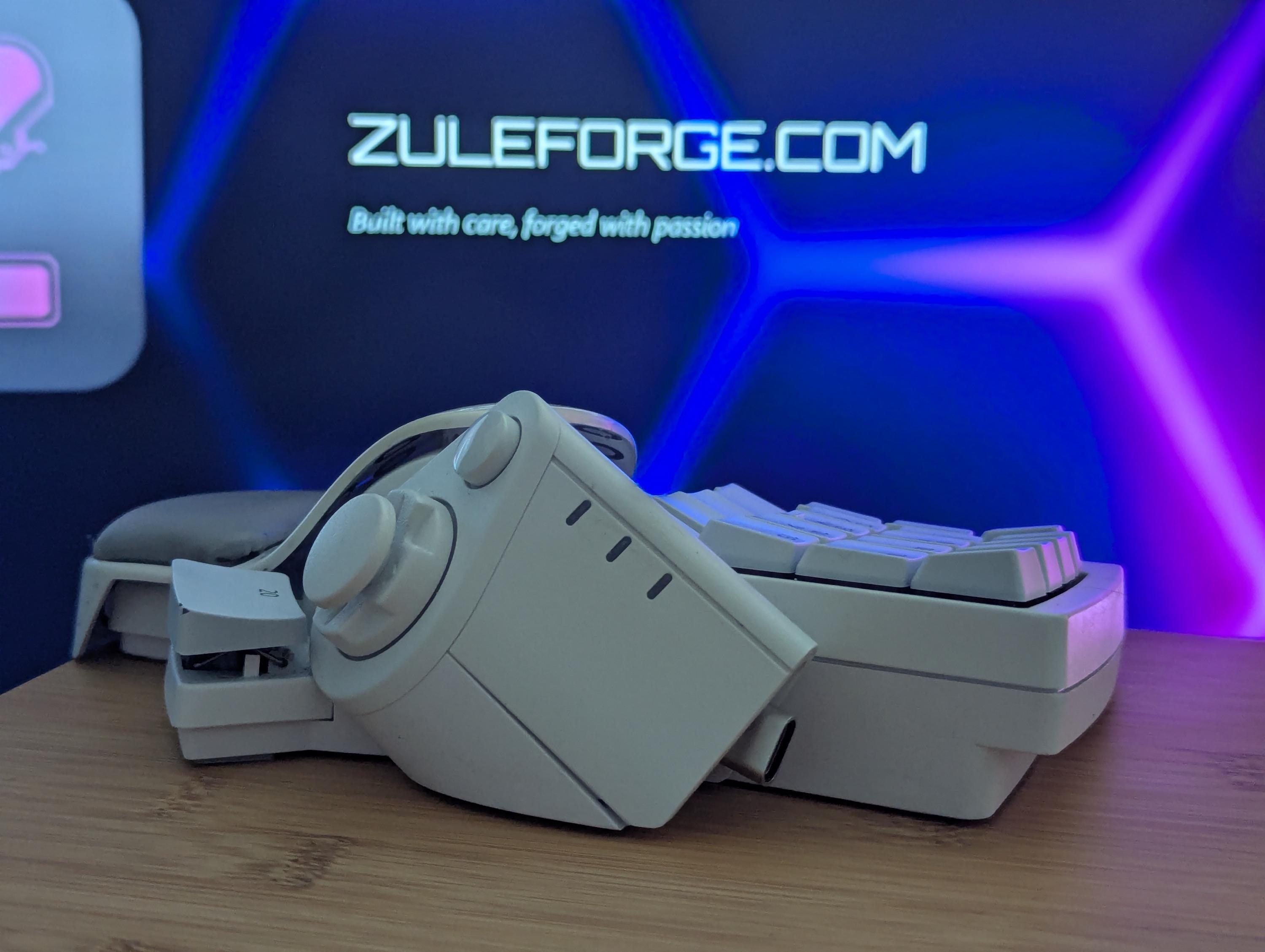 Razer Tartarus Pro white