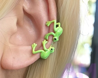 Cute Green Frog Ear Cuff, Cute Frog Ear Climber, Dainty Ear Cuff, Frog Jewelry, Animal Minimalist Earrings, Frog Helix Wrap Earrings Silver