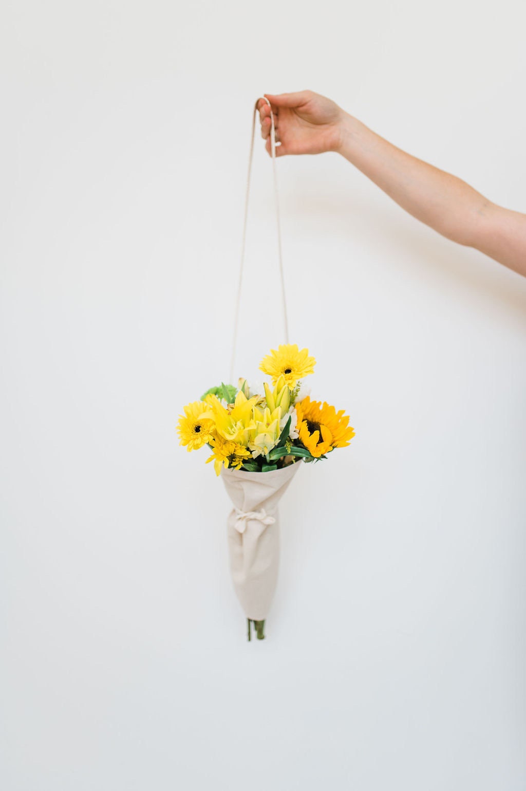 Canvas Flower Satchel, Bouquet Carrier Wrap, Florist Flower Tote