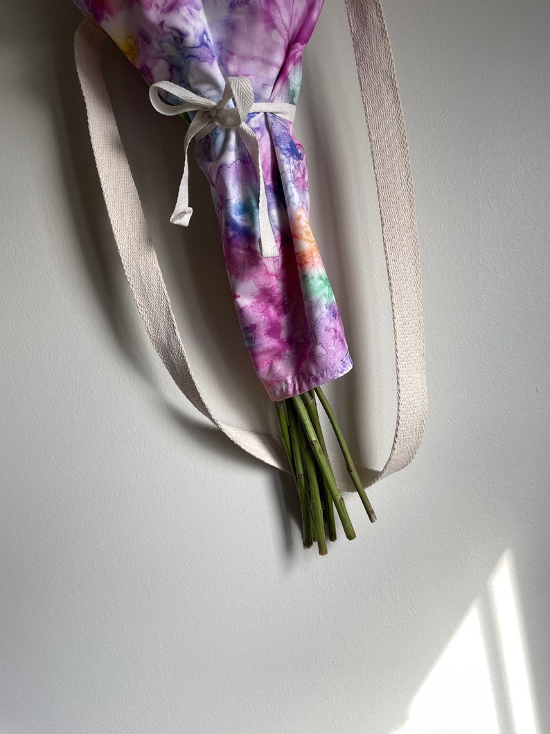 Handmade Flower Satchel, Bouquet Carrier Wraps, Floral Tote Bag, Reusable Flower Gift Bag, Harvest Bag, Gardening Gift, Tie Dye image 7