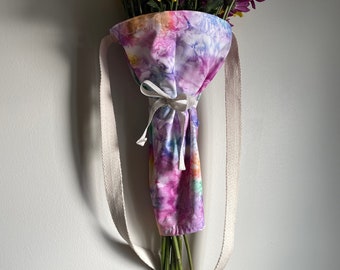 Handmade Flower Satchel, Bouquet Carrier Wraps, Floral Tote Bag, Reusable Flower Gift Bag, Harvest Bag, Gardening Gift, Tie Dye