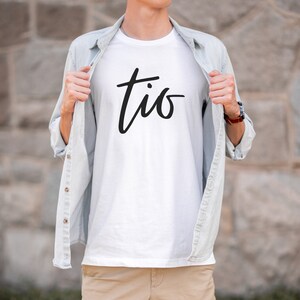 Tio T-Shirt, Uncle to be, Uncle in Spanish Shirt, Cute Uncle Shirt, Father&#39;s Day Gift, Gift For Tio, Cool Tio Shirt, Uncle Shirt, Uncle Tee