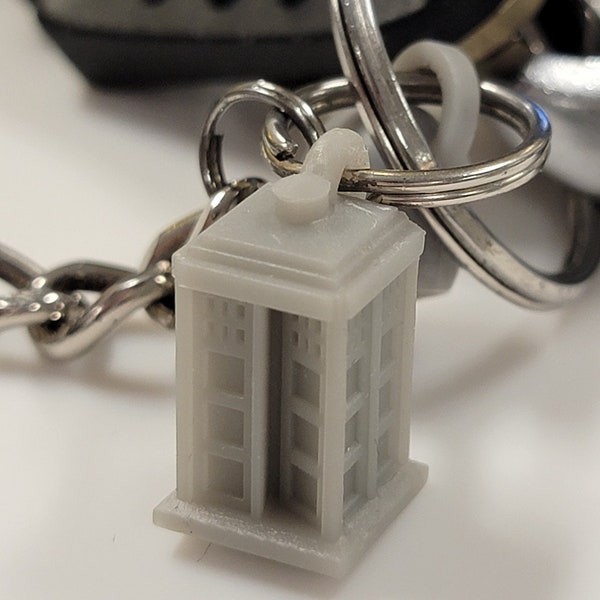 TARDIS Keychain Charm - Doctor Who