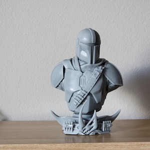 Mandalorian Bust - Din Djarin - Star Wars Figure