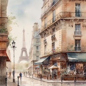 Pu&ograve; includere: Un dipinto ad acquerello di una scena di strada parigina con la Torre Eiffel sullo sfondo. La strada &egrave; fiancheggiata da edifici e ci sono persone che camminano sul marciapiede. C'&egrave; un caff&egrave; all'angolo con un tendone verde e tavoli e sedie allestiti all'esterno.