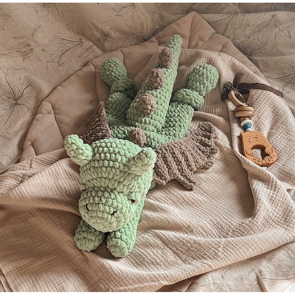 Jouet dragon au crochet, dragon en peluche doux, peluche cadeau pour nouveau-né, cadeau de baby shower, doudou dragon, décoration de chambre d'enfant, doudou