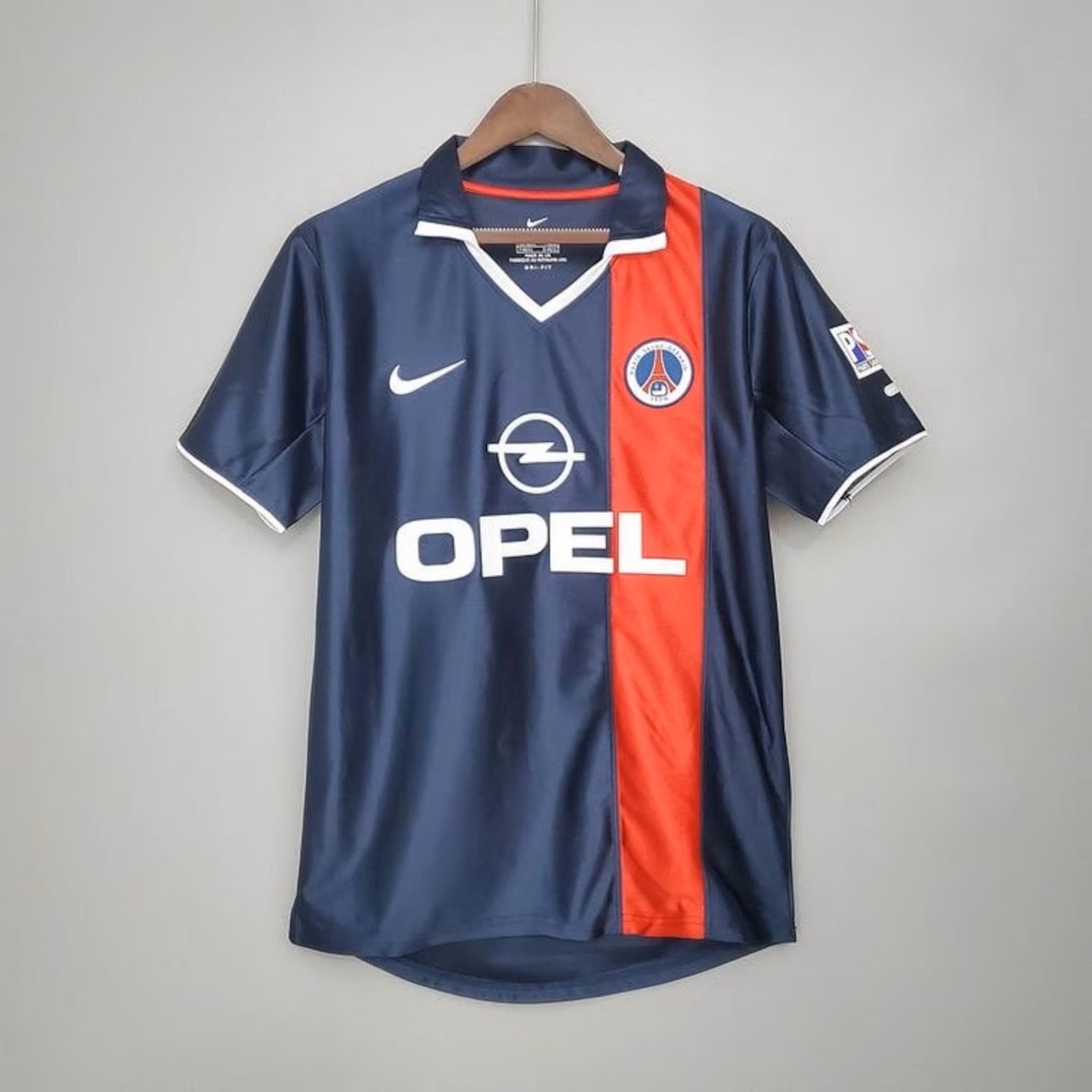 PSG 01/02 Home Retro Jersey Ronaldinho - FIFA Kit Creator Showcase