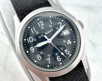 Vintage U.S. Navy 33mm Field Watch, Date, French Movement - Working