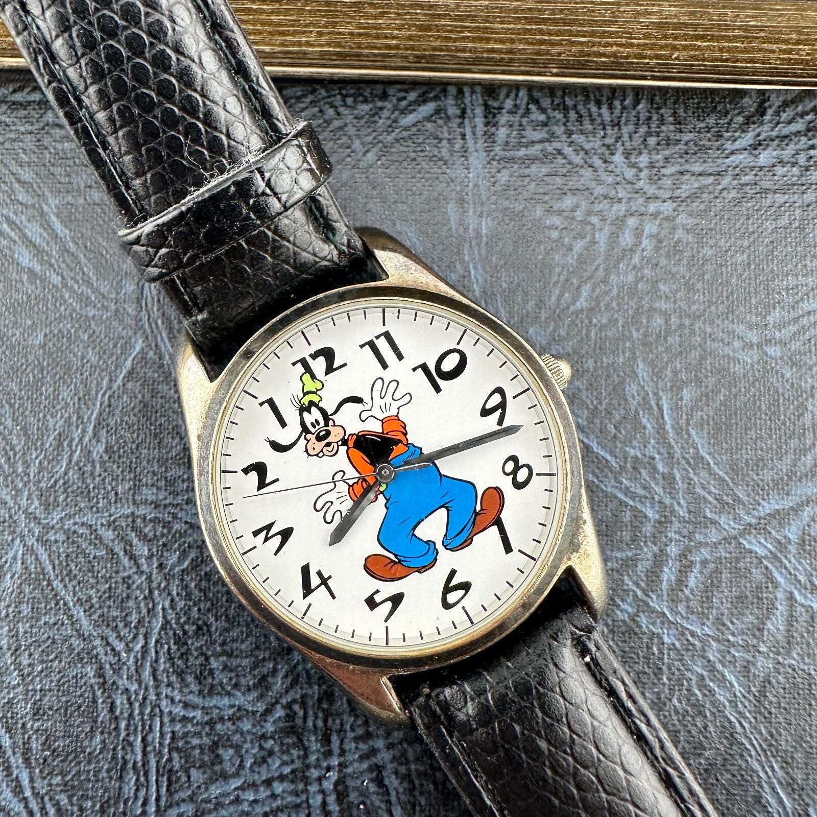 Goofy watch - Etsy 日本
