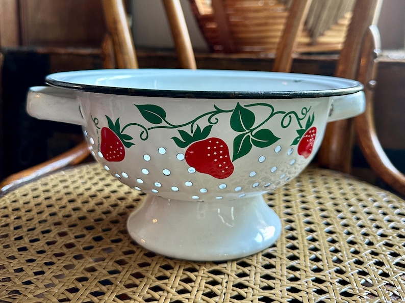 vintage strawberry metal stainer decor, 1980s