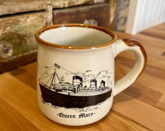 Vintage queen Mary mug