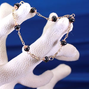 Azabache/Jet Bracelet. Listing 1563705051