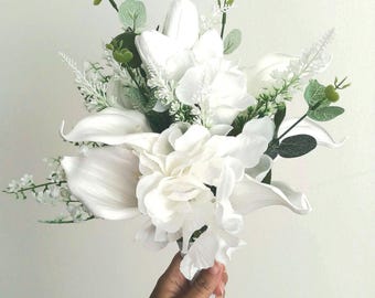 Chic Calla Lily White Bridal Bouquet With Boutonniere, Calla Lily Bouquet, White Bridal Bouquet with Boutonniere, Elegant Bridal Bouquet
