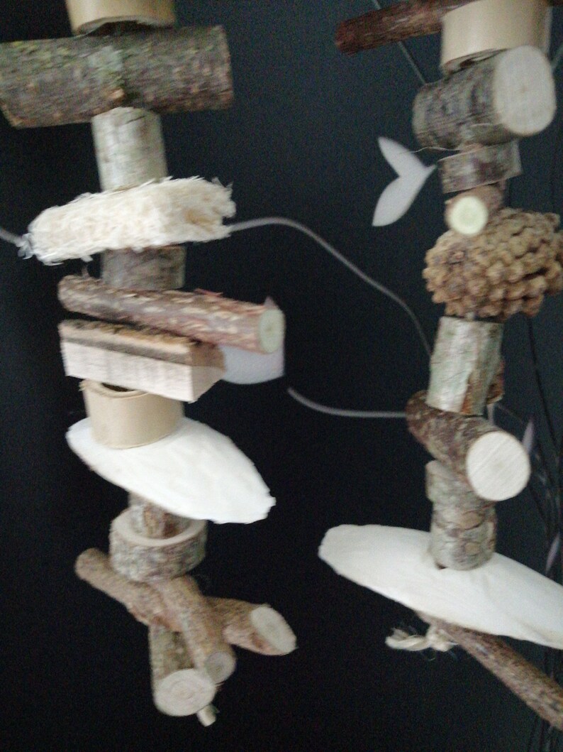 Natural Wooden Parakeet Toy, Cage Decoration, Hooked Beak Toy, Playful