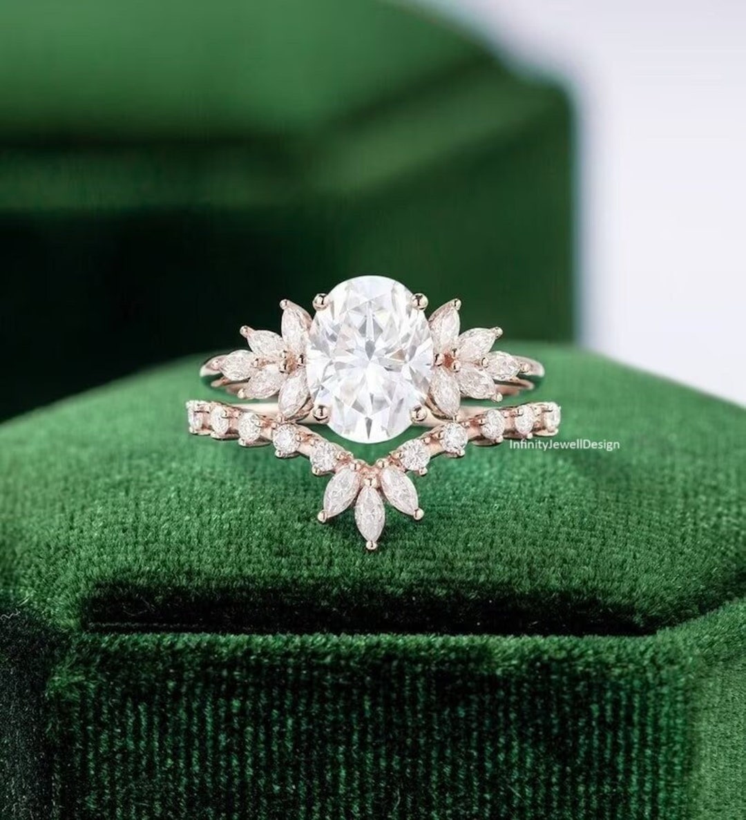Moissanite Engagement Ring Set 14K Solid Gold Bridal Ring Set Oval ...