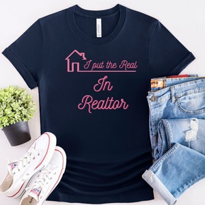 Real in realtor shirt. Realtor shirt