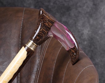 Bengala de luxo feita à mão em madeira de palmeira com cabo Derby em resina epóxi rosa
