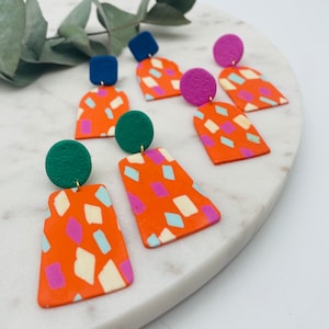 Bright orange terrazzo statement earrings with colorful pattern//must have // color blocking//"Fenja"//spring trend// striking// polymer clay