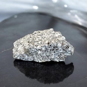 Granito Piedra mineral de granito en bruto