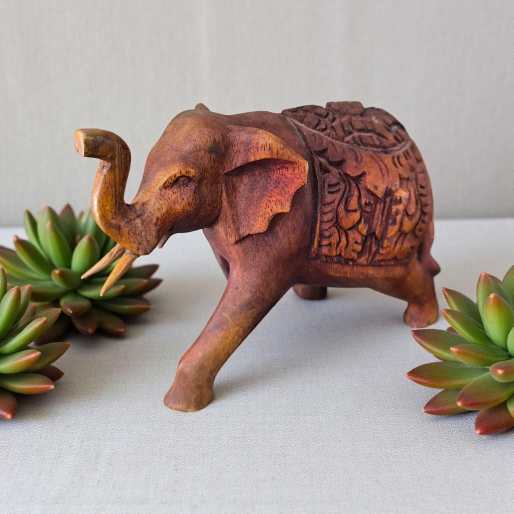 木製の象の彫刻 #動物#レトロ#アンティーク ヴィンテージ木製彫像 - 木製の象を運ぶ - Etsy 日本