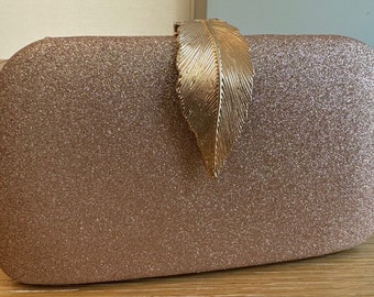 Leaf Clasp Clutch Handbag