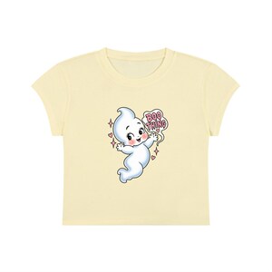 Camiseta con estampado de fantasmas, top espeluznante de Halloween, camiseta corta (impresión DTG) Light Yellow