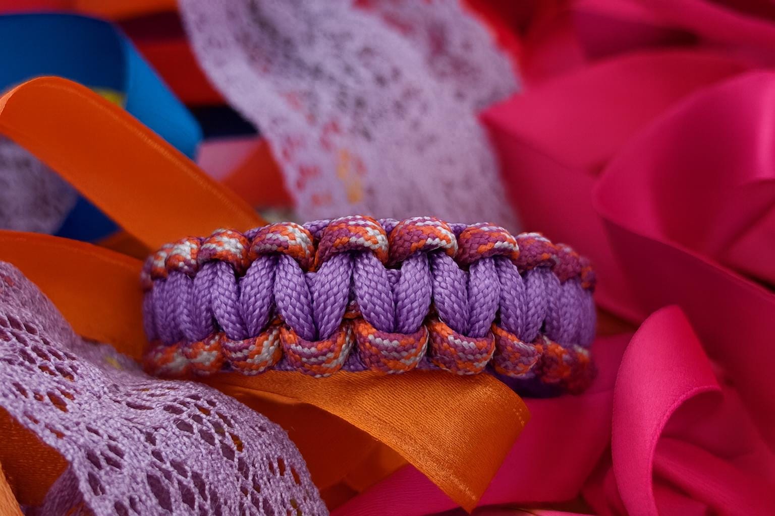 Bracelet en paracorde violet fait main - Cordon tissé 550, moyen - France