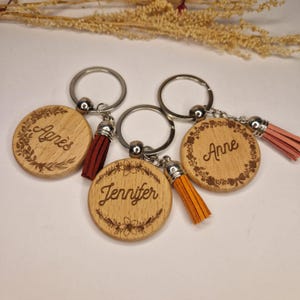 Gepersonaliseerde houten sleutelhanger in de vorm van een hart, rond, rechthoek... Cadeau voor mama, papa, koppel, Vaderdag, Kerstmis, verjaardag, familie