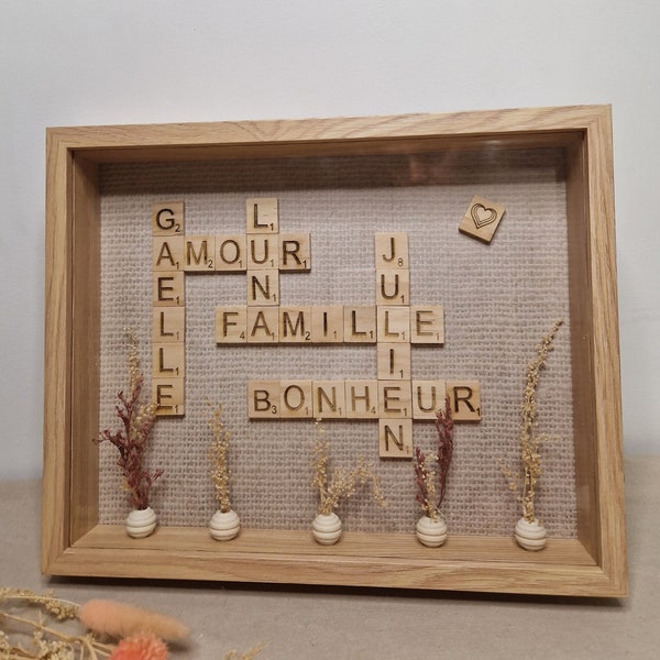 Cadre scrabble personnalisé en bois - fleurs séchées - à poser ou suspendre 23x28cm, prénoms famille, déco salon bureau, cadeau anniversaire