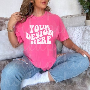 Crunchberry Shirt Mockup, Comfort Colors 1717 Tshirt Photo, Adult Woman Pink T-shirt Mock C1717 Styled Photo Real Model, Trendy Tee Mock-up