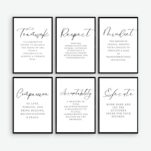 Puede incluir: Seis carteles imprimibles en blanco y negro con citas motivacionales. Las citas son: Trabajo en equipo, Respeto, Mentalidad, Compasión, Responsabilidad y Ejecutar.