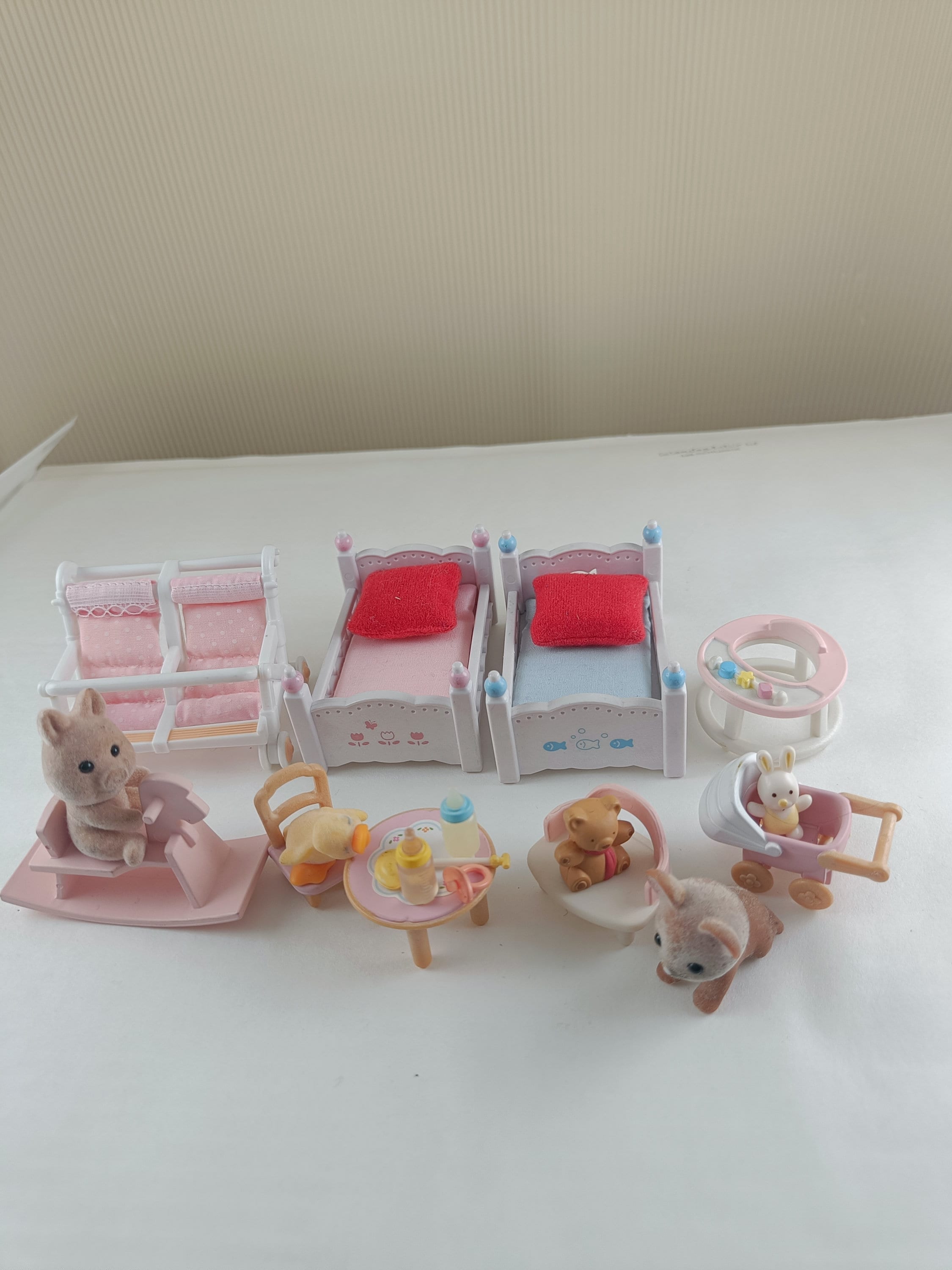 [Used] PANDA FAMILY 2885 Retired Open Hands Sylvanian Families