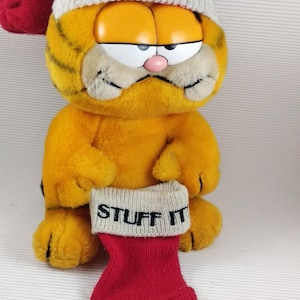 Vintage 1988 Garfield &quot;Stuff It!&quot; Christmas Plush, Dakin 10-in