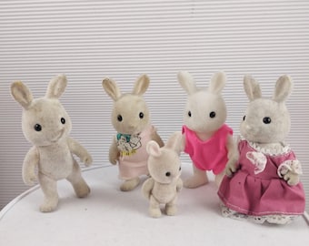 Familia de 5 conejos Calico Critters vintage de Sylvanian family